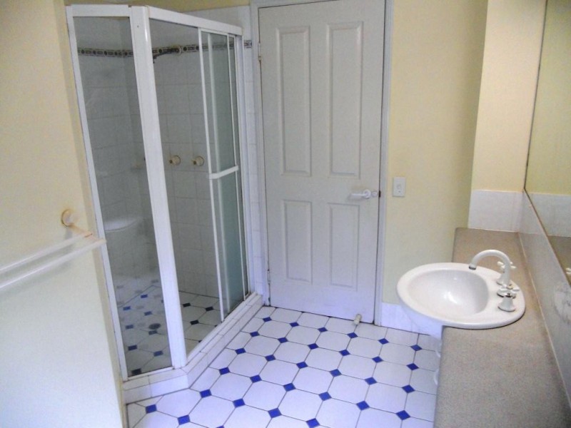 1/32 CADELL STREET, Toowong QLD 4066