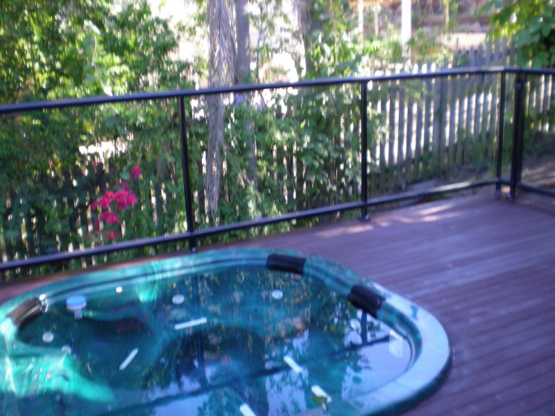 9 CALADENIA ST, Indooroopilly QLD 4068