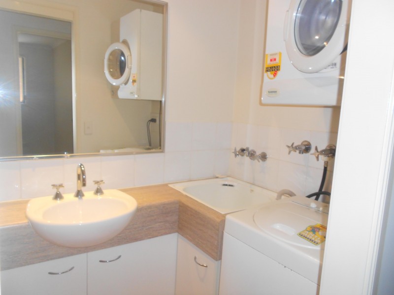 11/27 CAMPBELL STREET, Toowong QLD 4066