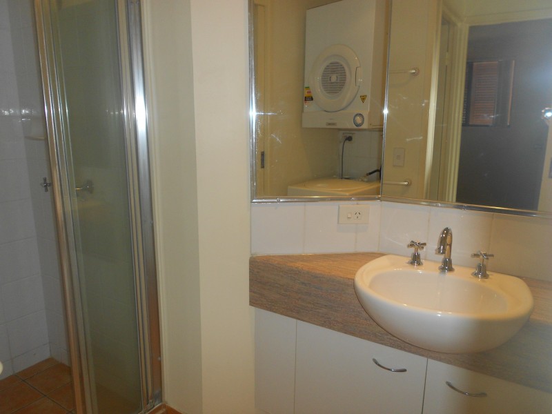 16/27 CAMPBELL STREET, Toowong QLD 4066