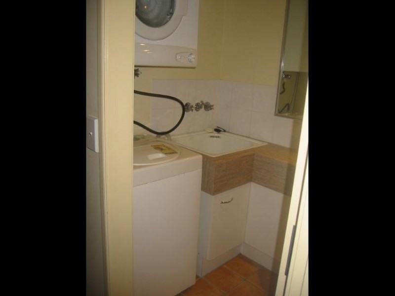6/27 CAMPBELL ST, Toowong QLD 4066