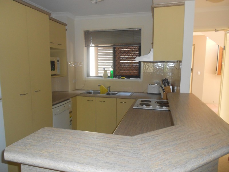 6/27 CAMPBELL ST, Toowong QLD 4066