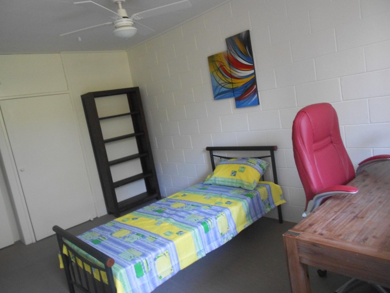 3A/240 CARMODY ROAD, St Lucia QLD 4067