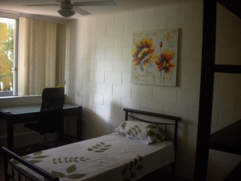3D/240 CARMODY RD, St Lucia QLD 4067