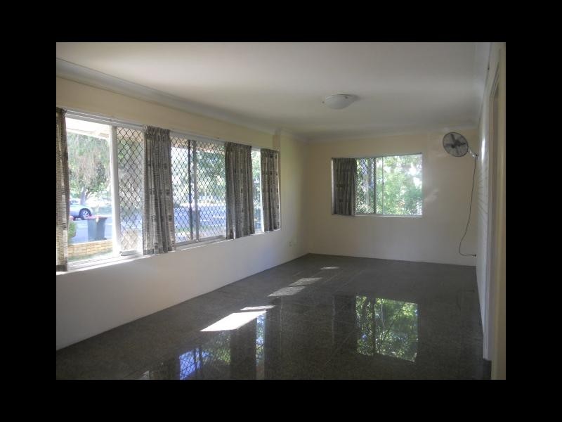 3/33 CENTRAL AVENUE, St Lucia QLD 4067