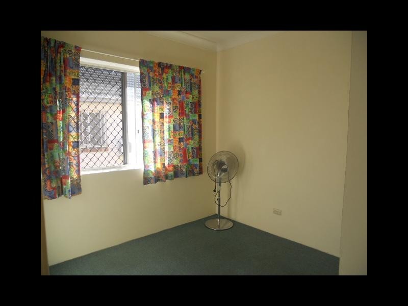 4/33 CENTRAL AVE, St Lucia QLD 4067