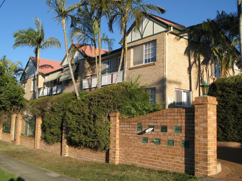 8/3 CENTRAL AVENUE, Sherwood QLD 4075