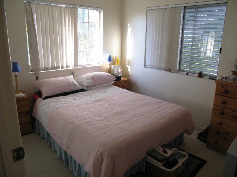 8/3 CENTRAL AVENUE, Sherwood QLD 4075