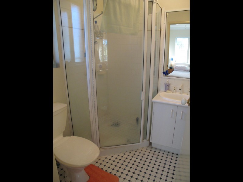 8/3 CENTRAL AVENUE, Sherwood QLD 4075