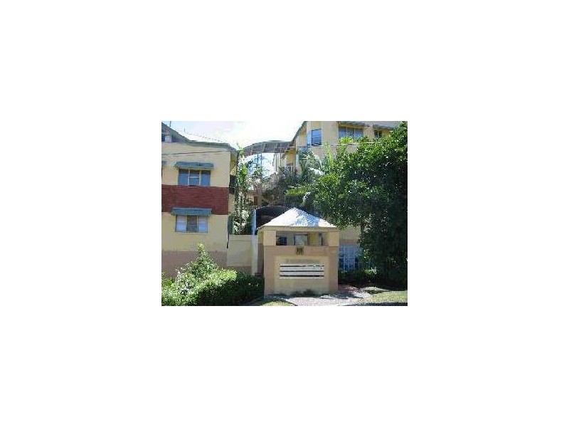 18/15 CLARENCE RD, Indooroopilly QLD 4068