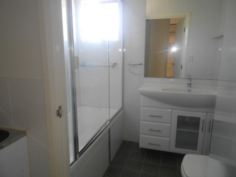 7/146 Clarence Rd, Indooroopilly QLD 4068