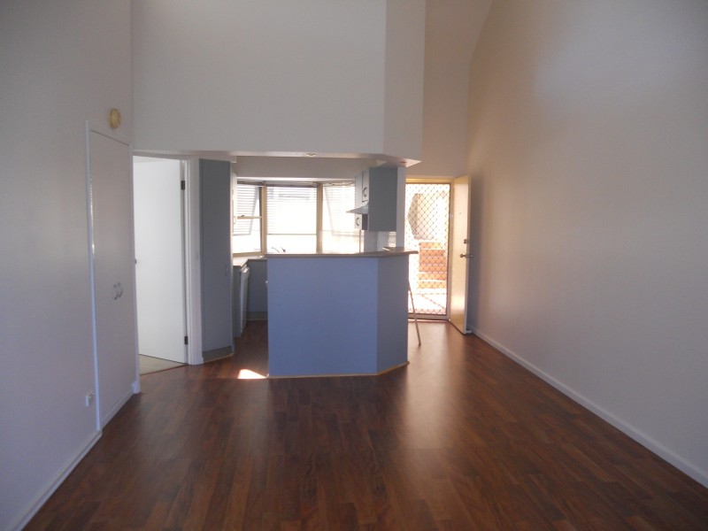 12/15 CLARENCE ROAD, Indooroopilly QLD 4068