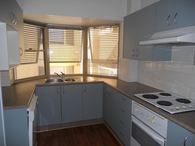 12/15 CLARENCE ROAD, Indooroopilly QLD 4068