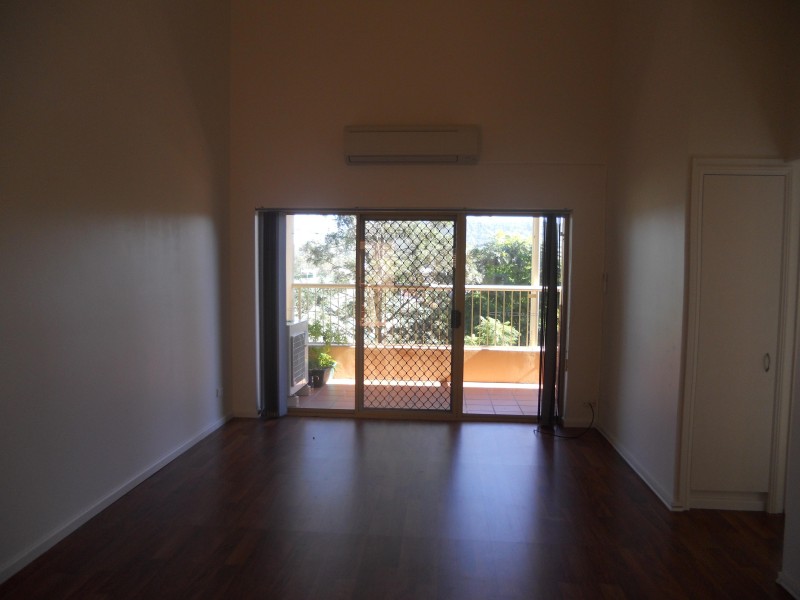 12/15 CLARENCE ROAD, Indooroopilly QLD 4068