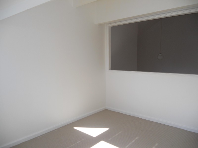 12/15 CLARENCE ROAD, Indooroopilly QLD 4068