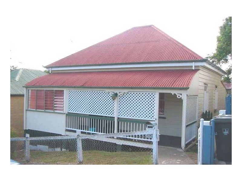 5 CONFEDERATE ST, Red Hill QLD 4059