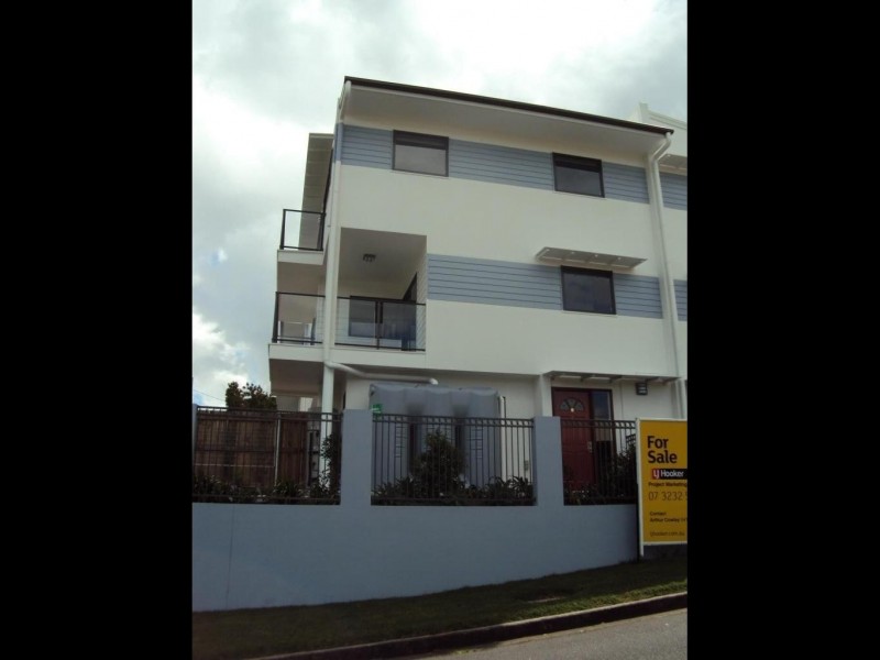 4/38-40 DEPPER ST, St Lucia QLD 4067