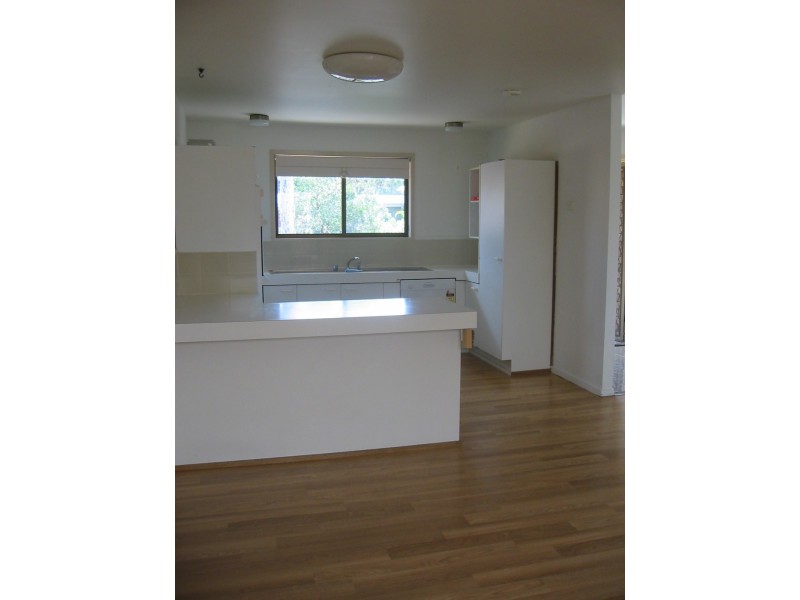 52 DIAMANTINA ST, Chapel Hill QLD 4069