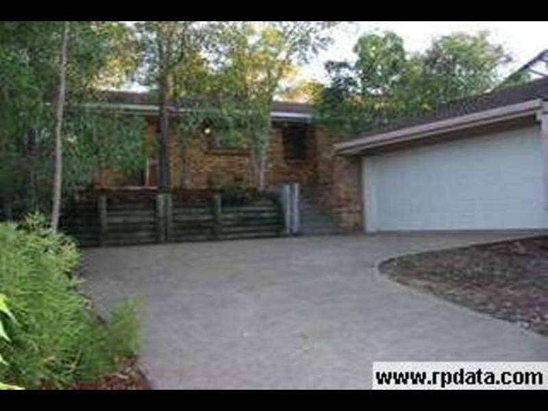 52 DIAMANTINA STREET, Chapel Hill QLD 4069