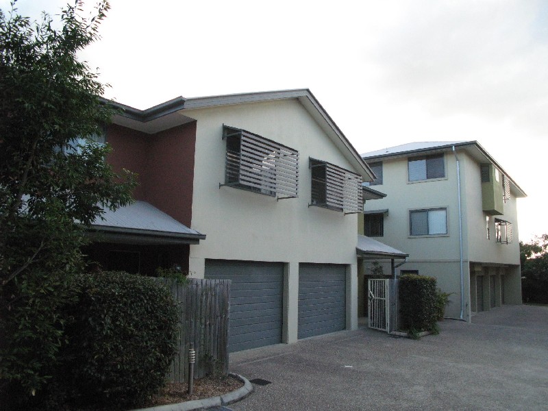 Greenslopes QLD 4120