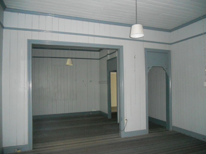 2/11 EMMA ST, Milton QLD 4064