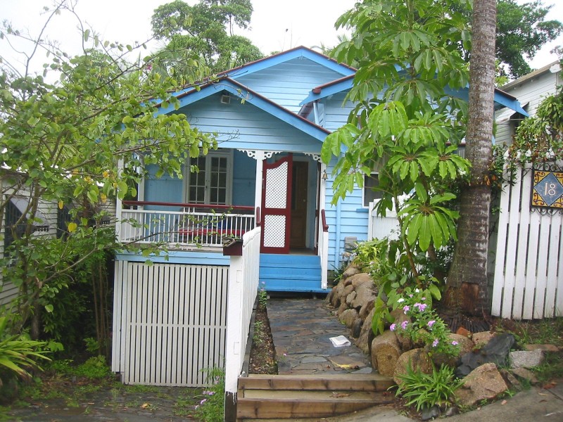 18 ETON STREET, Toowong QLD 4066