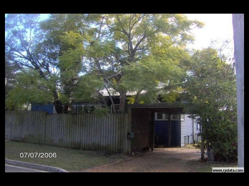 7 ETTIE ST, Sherwood QLD 4075
