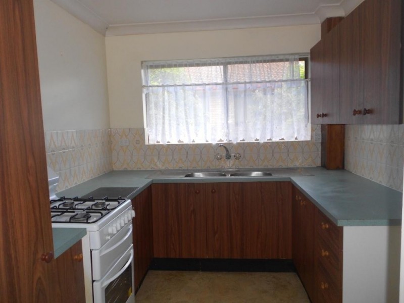 6/18 FOXTON STREET, Indooroopilly QLD 4068