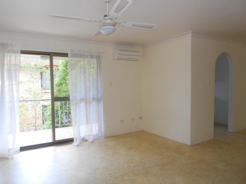6/18 FOXTON STREET, Indooroopilly QLD 4068