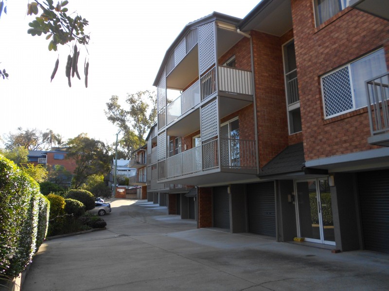 4/33 FREDERICK ST, Taringa QLD 4068