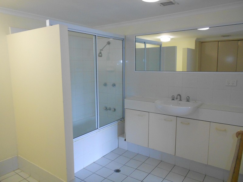 4/33 FREDERICK ST, Taringa QLD 4068