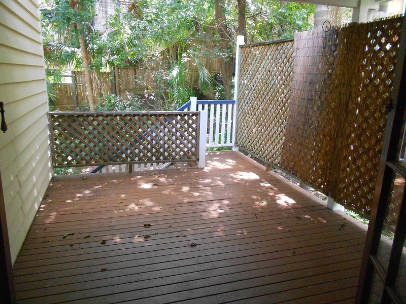 9 GLAMORGAN ST, Paddington QLD 4064