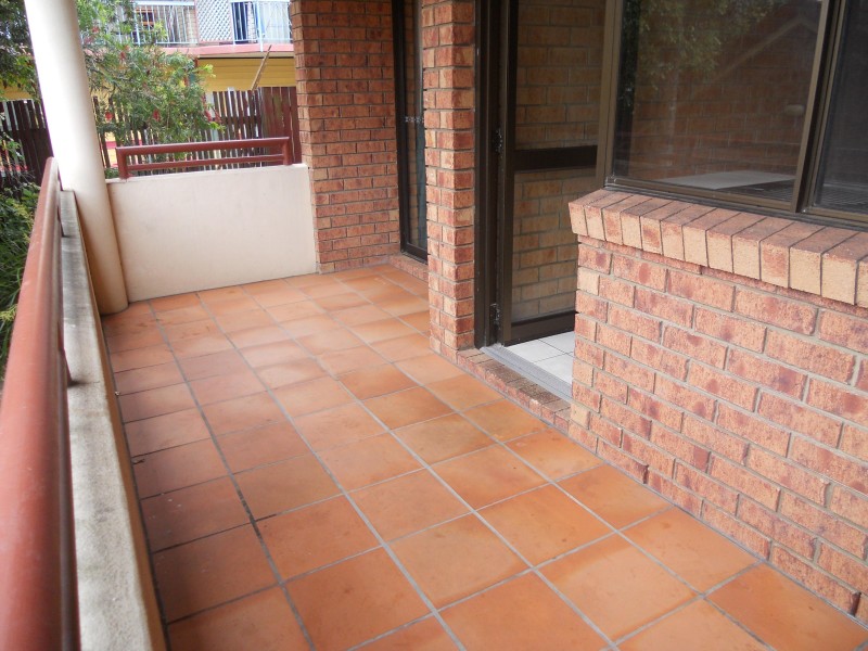 1/17 GRIMES STREET, Auchenflower QLD 4066