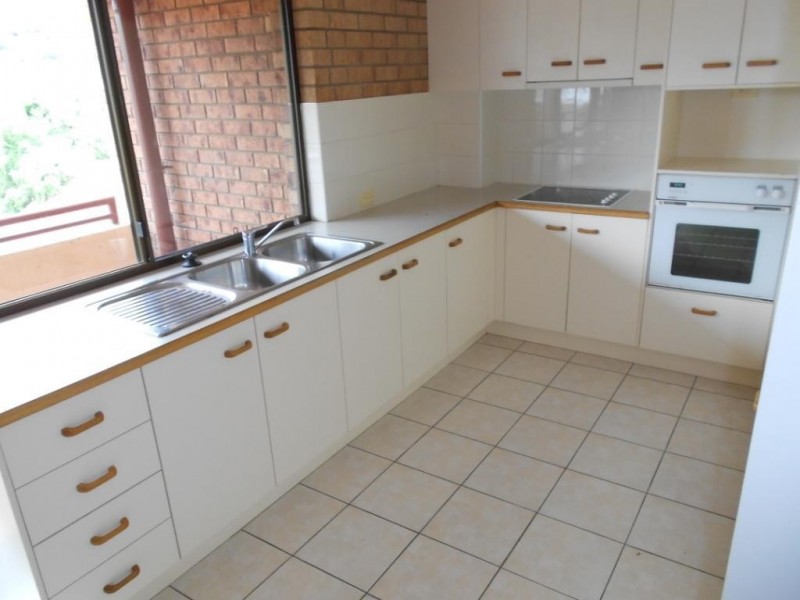 4/17 GRIMES ST, Auchenflower QLD 4066