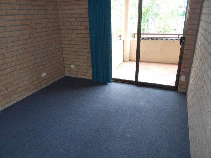 4/17 GRIMES ST, Auchenflower QLD 4066