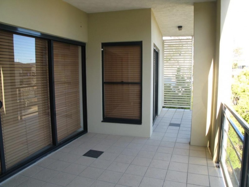 20/11 GROSVENOR ROAD, Indooroopilly QLD 4068