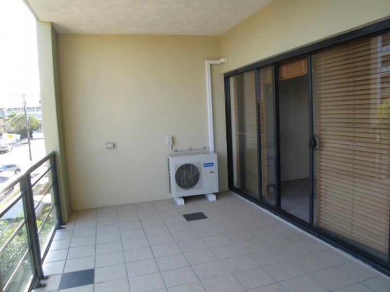 20/11 GROSVENOR ROAD, Indooroopilly QLD 4068