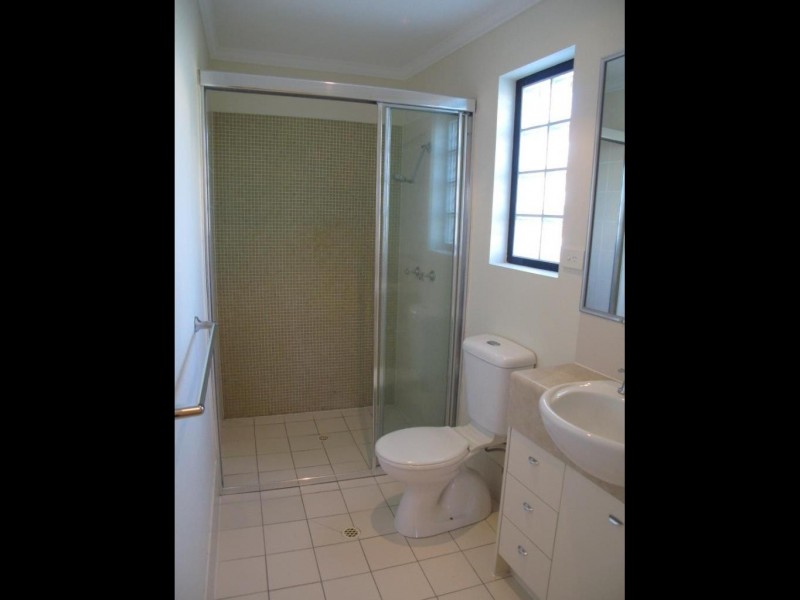 20/11 GROSVENOR ROAD, Indooroopilly QLD 4068