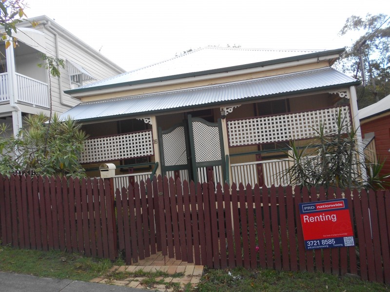 16 HAYWARD STREET, Paddington QLD 4064