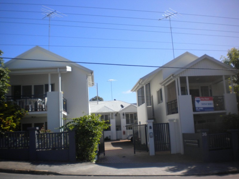 2/36 HEAL STREET, New Farm QLD 4005