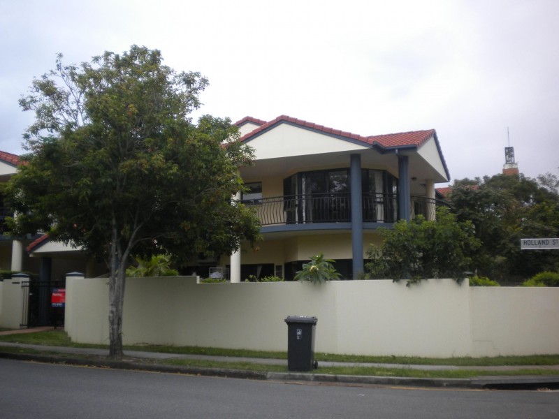5/11 HOLLAND STREET, Toowong QLD 4066