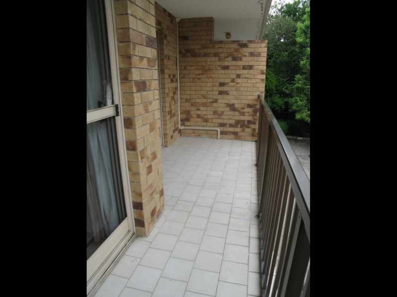 2/99 INDOOROOPILLY ROAD, Taringa QLD 4068