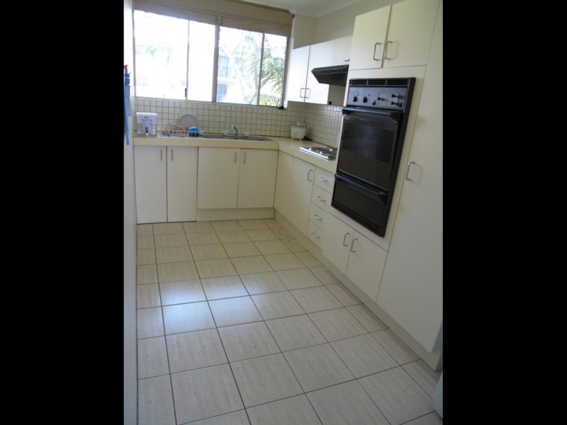 5/99 INDOOROOPILLY ROAD, Taringa QLD 4068