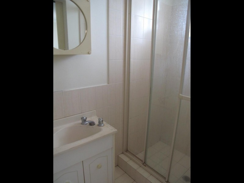 5/99 INDOOROOPILLY ROAD, Taringa QLD 4068