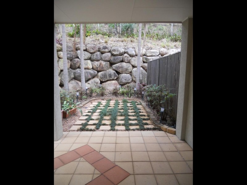 1/11 INDOOROOPILLY RD, Taringa QLD 4068