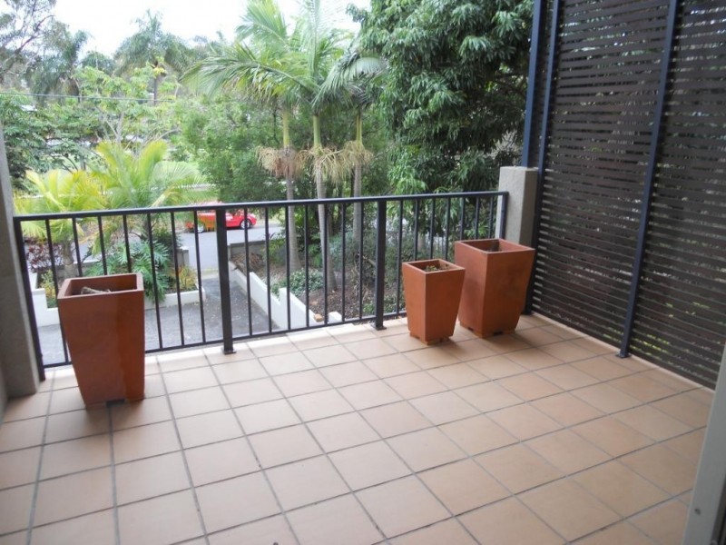 1/11 INDOOROOPILLY RD, Taringa QLD 4068