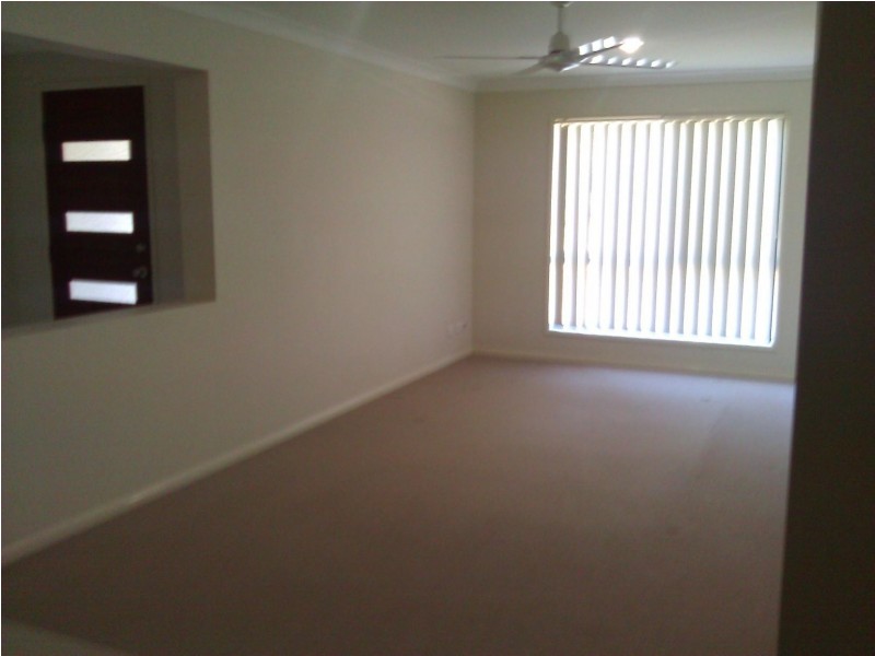 17 JARRAH ST, Moggill QLD 4070