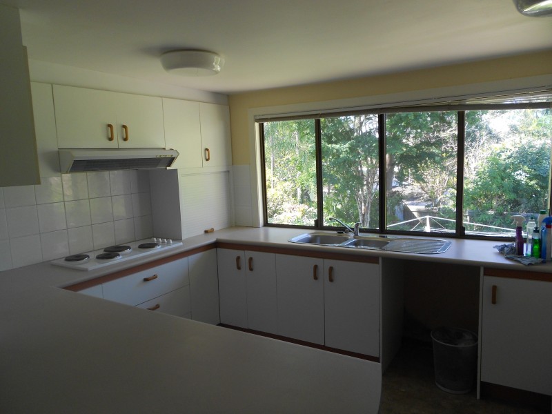 24 KENMORE ROAD, Kenmore QLD 4069