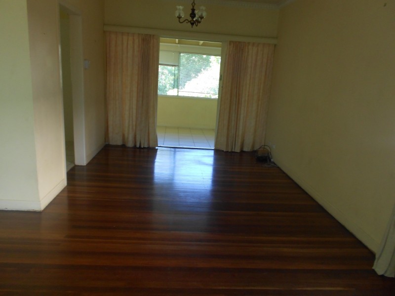 24 KENMORE ROAD, Kenmore QLD 4069