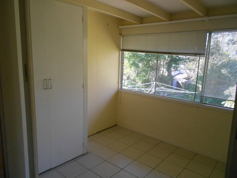 24 KENMORE ROAD, Kenmore QLD 4069